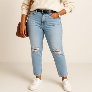 Old Navy Women's Size 12 O.G. Straight Leg Light Wash Denim Jeans Destruction